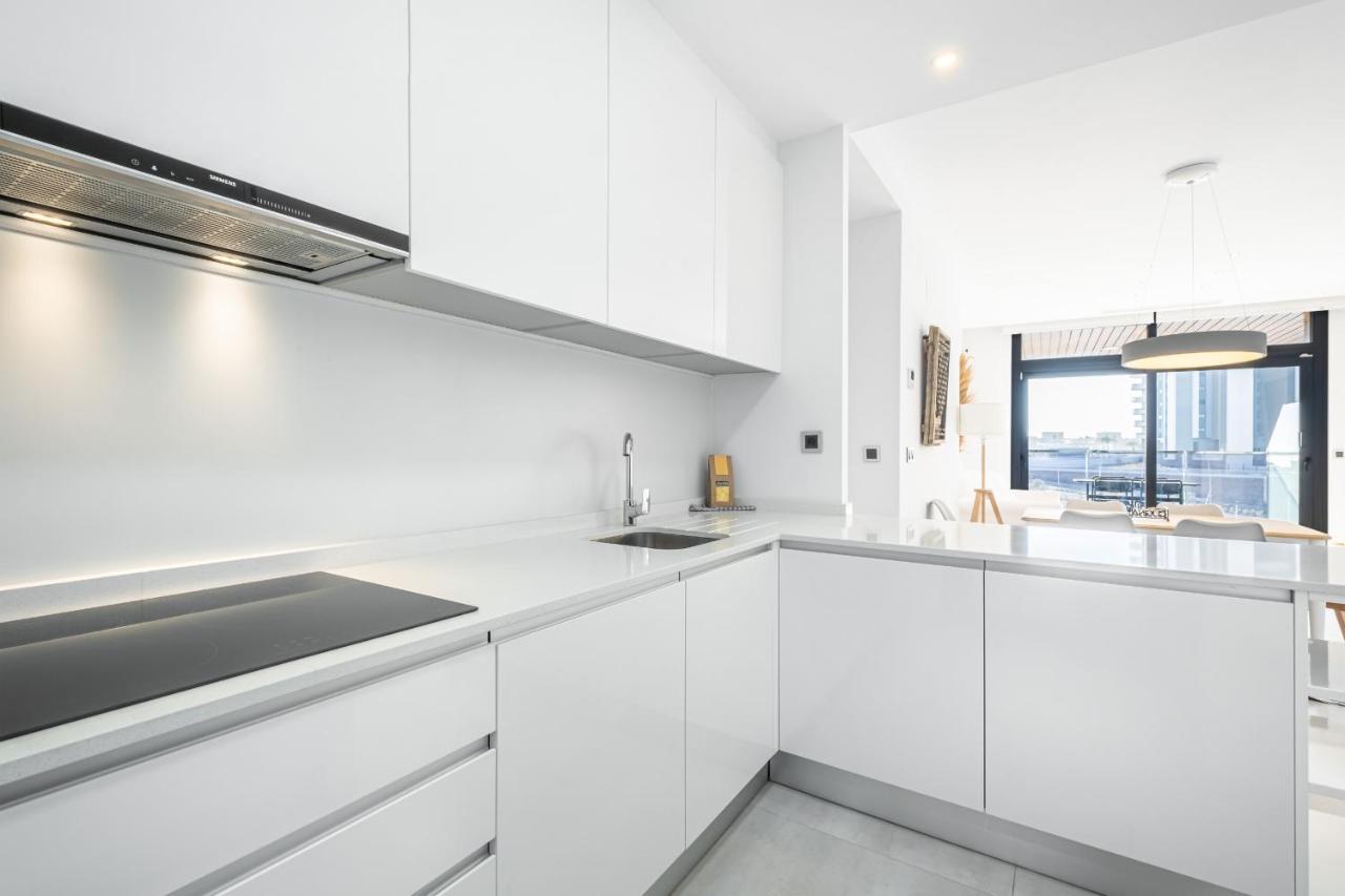Sunset Waves Deluxe Apartments Poniente Beach Resort Benidorm Ngoại thất bức ảnh