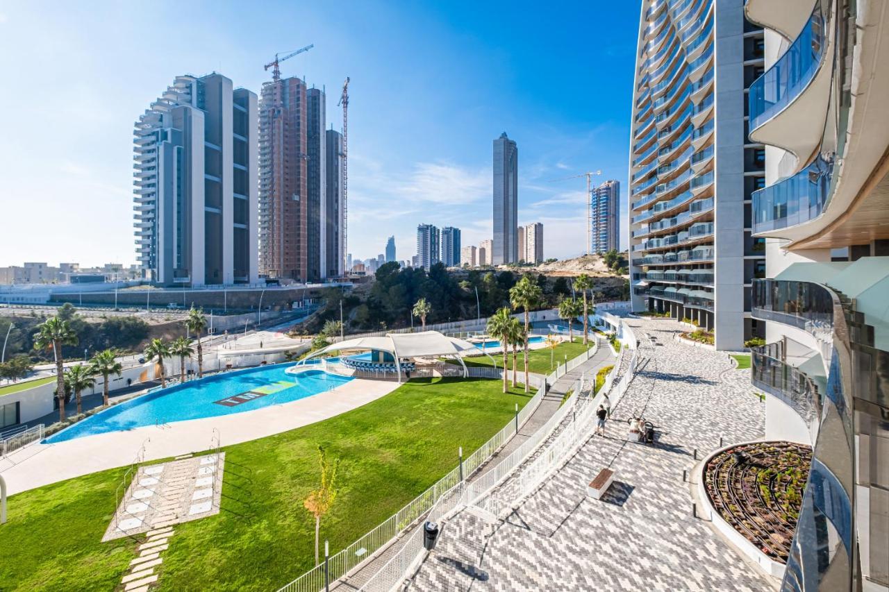 Sunset Waves Deluxe Apartments Poniente Beach Resort Benidorm Ngoại thất bức ảnh