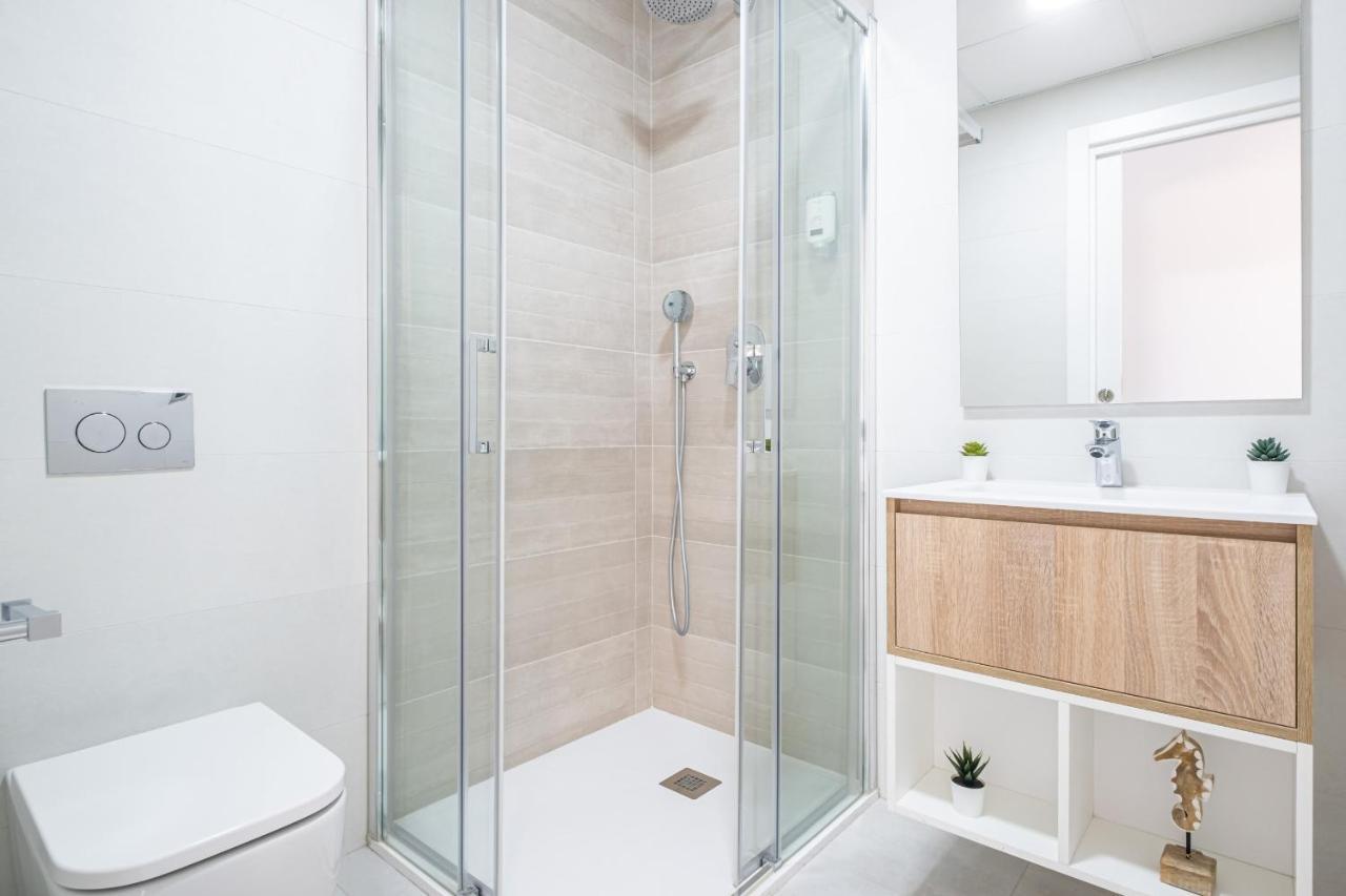 Sunset Waves Deluxe Apartments Poniente Beach Resort Benidorm Ngoại thất bức ảnh