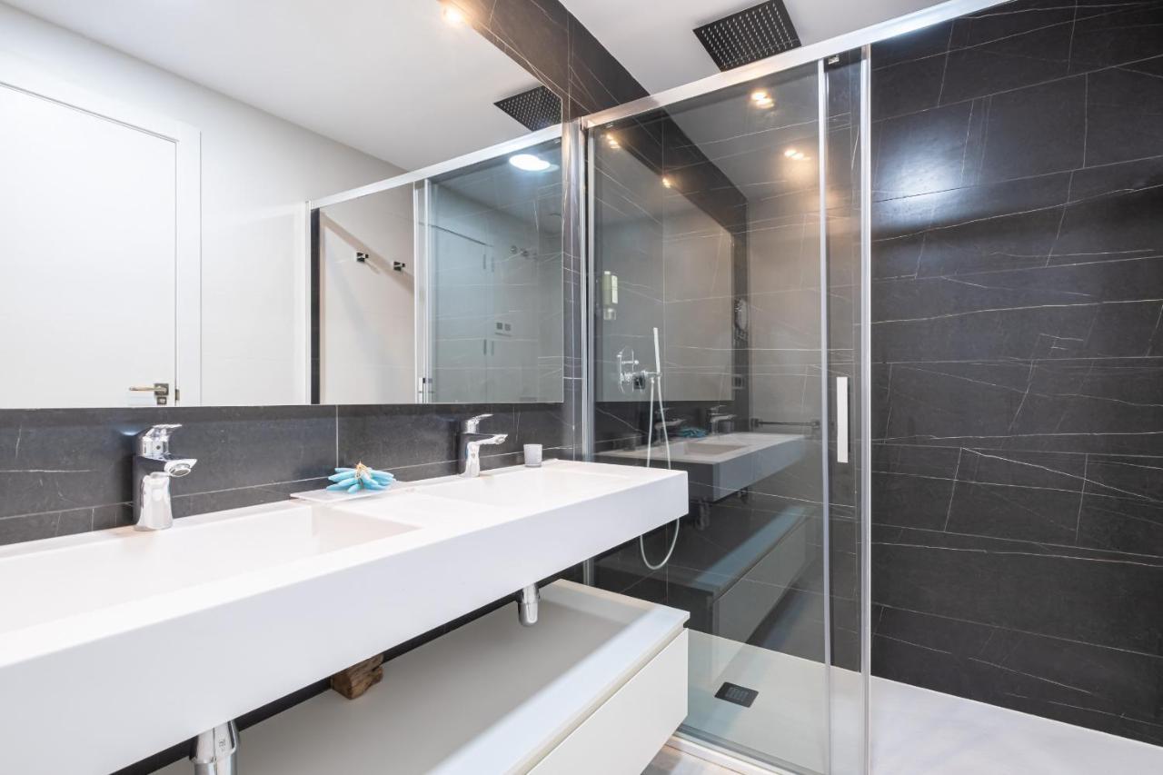 Sunset Waves Deluxe Apartments Poniente Beach Resort Benidorm Ngoại thất bức ảnh