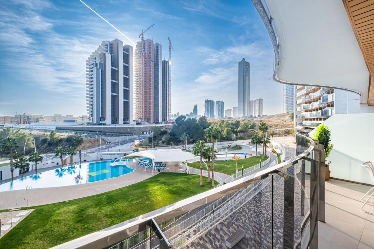 Sunset Waves Deluxe Apartments Poniente Beach Resort Benidorm Ngoại thất bức ảnh